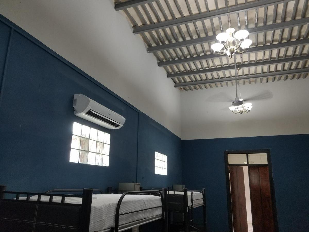 Hostal Xiinbal Mérida Extérieur photo