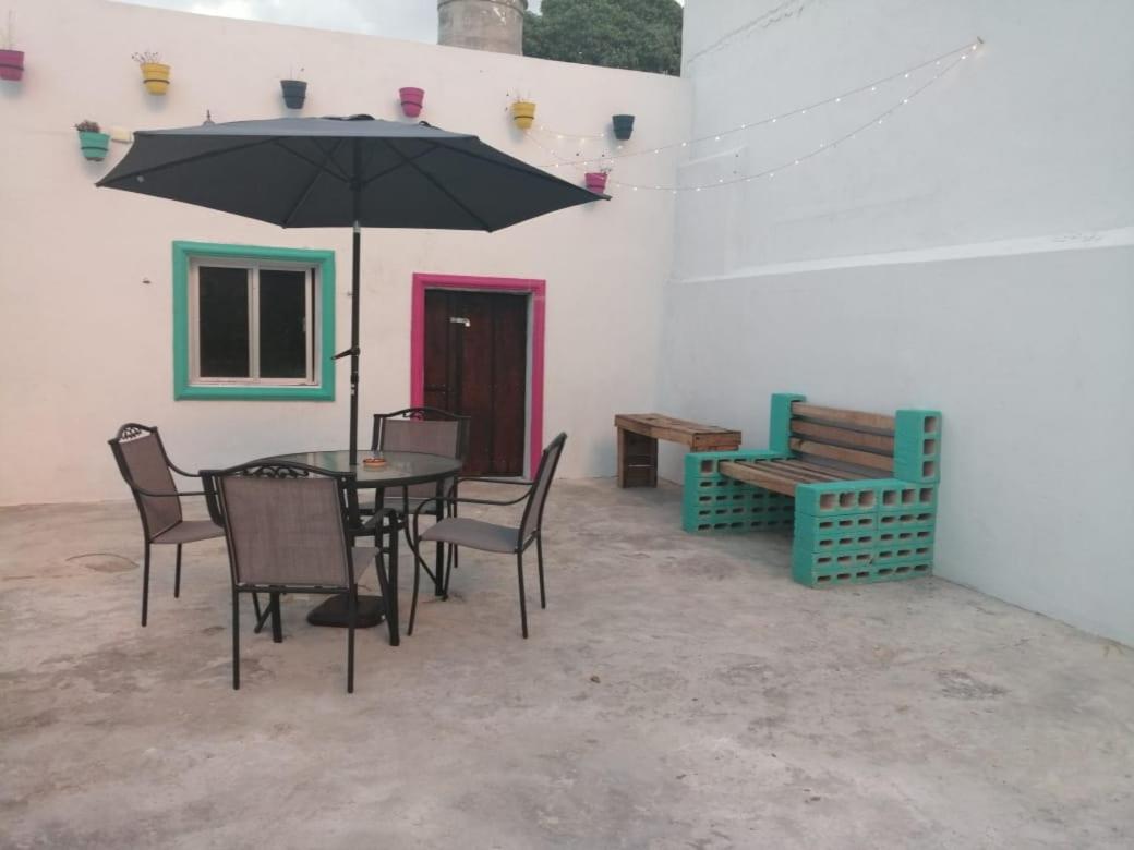 Hostal Xiinbal Mérida Extérieur photo