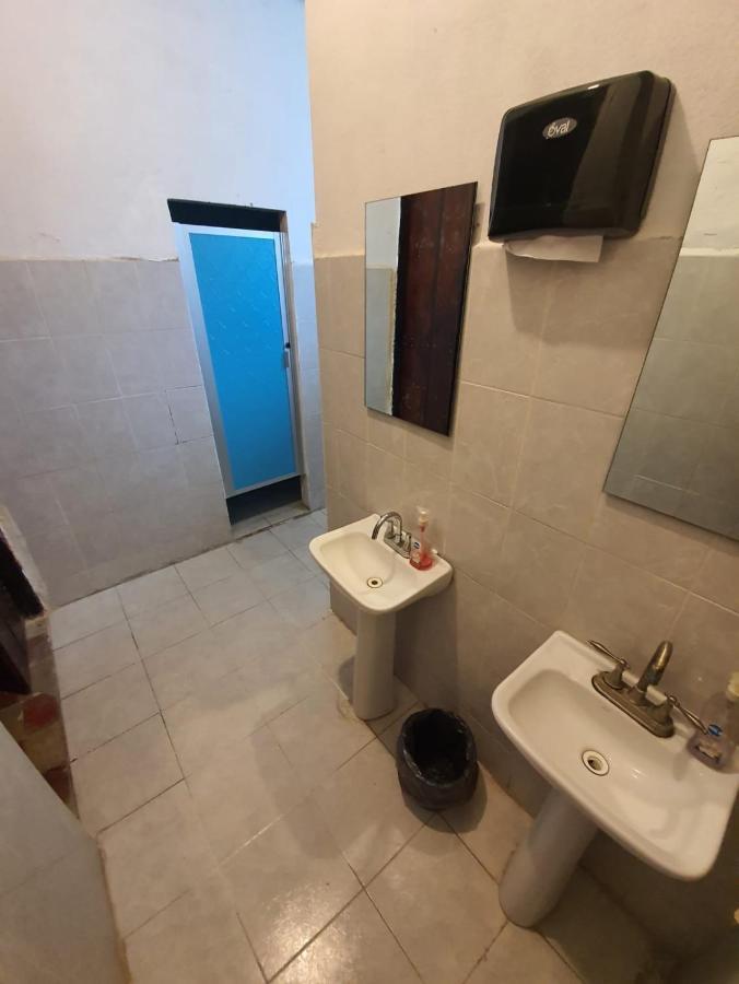 Hostal Xiinbal Mérida Extérieur photo